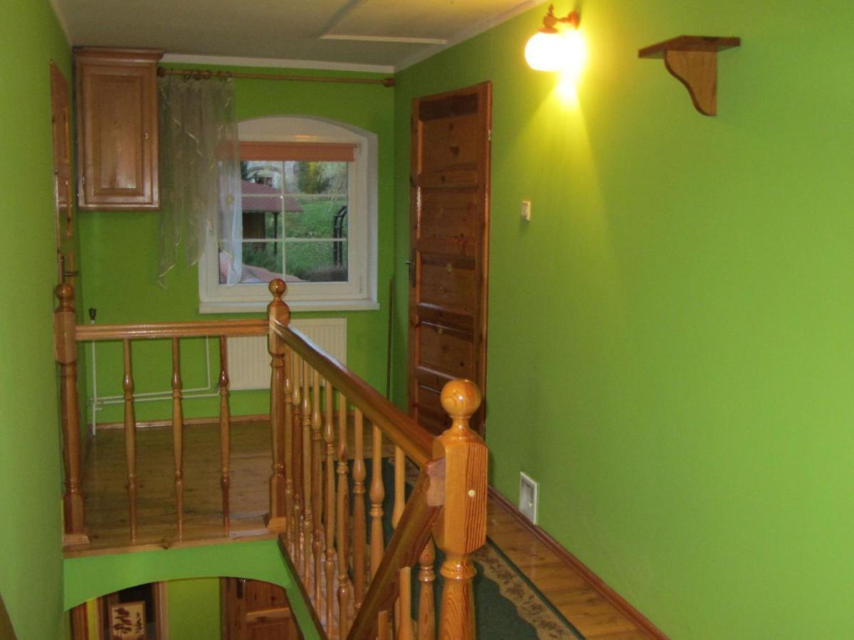 Spacious Holiday Home In Stara Kamienica With Pond エクステリア 写真